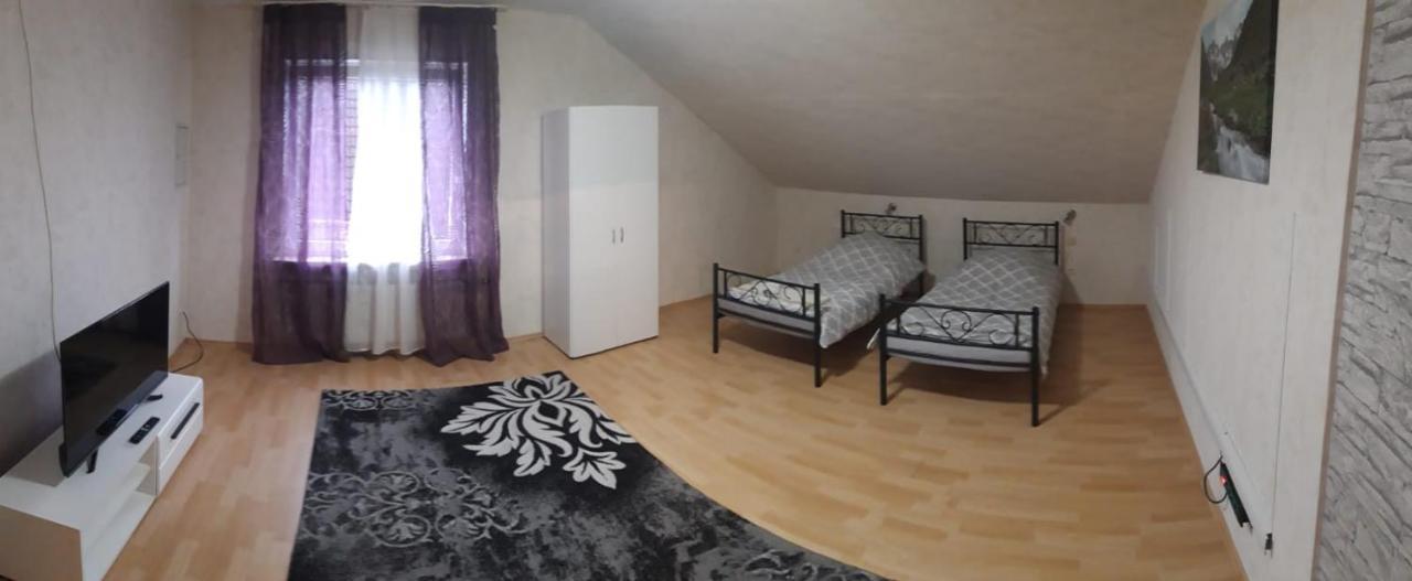 Ferienwohnung In Эрфтштадт Экстерьер фото